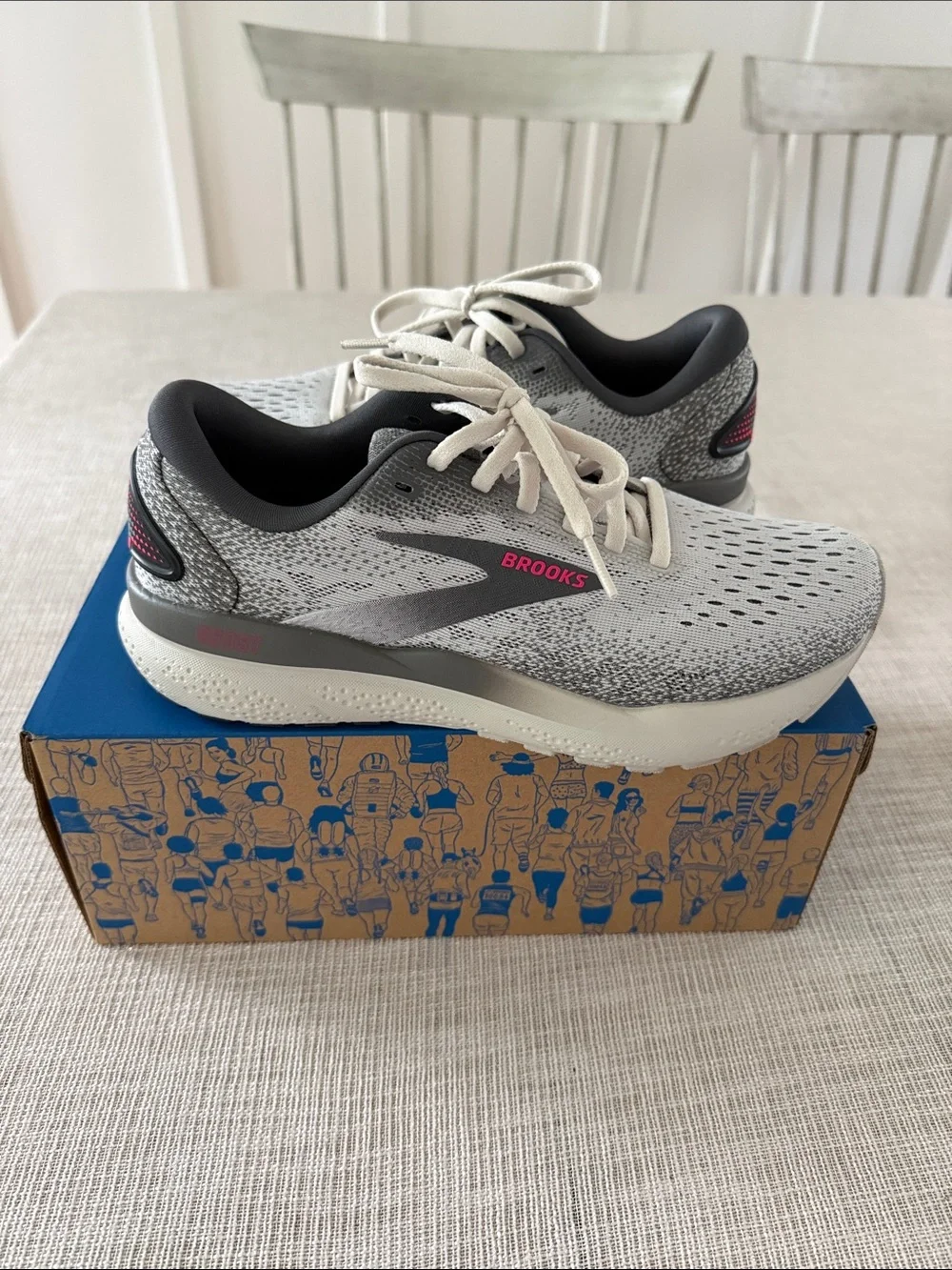 Brooks ghost 16 Women's Running Shoes in Light Gray with Pink Accents